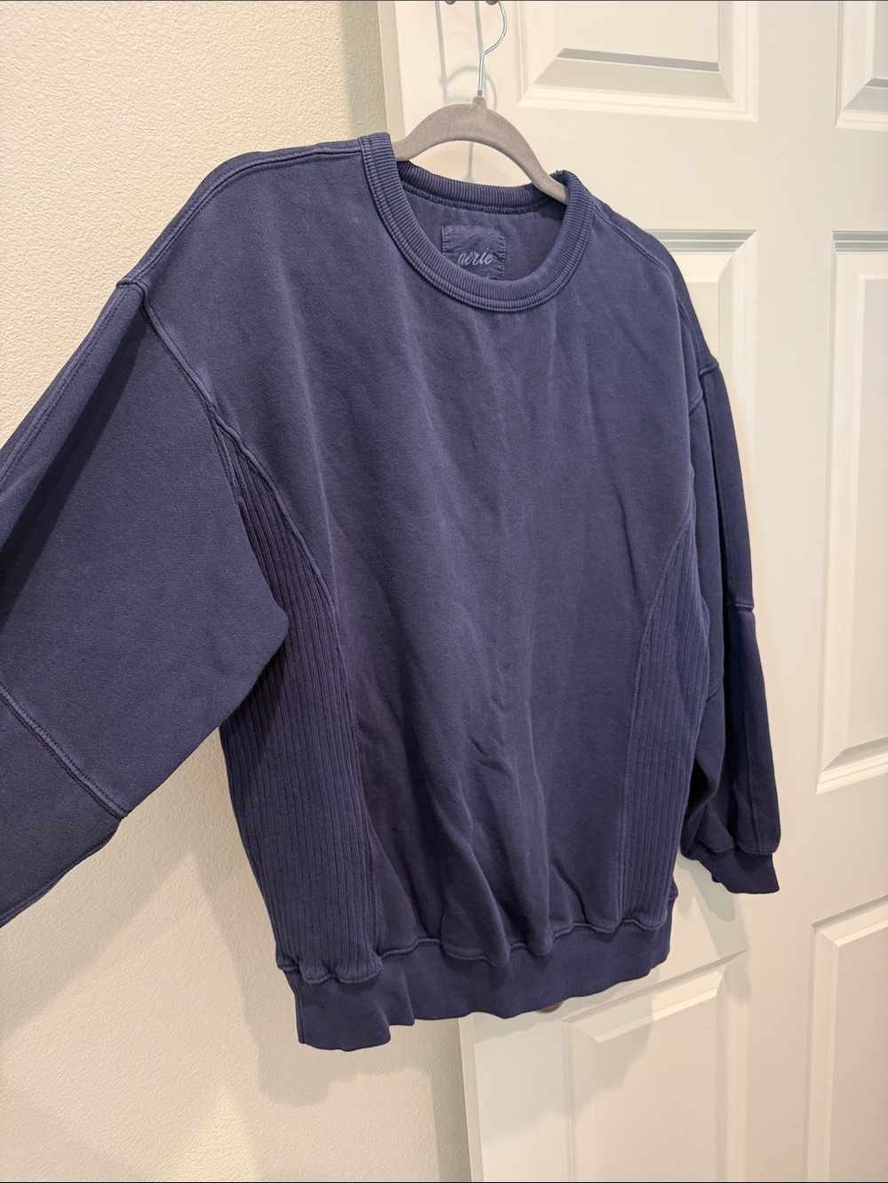 Aerie Women’s Navy Crewneck Sweater
